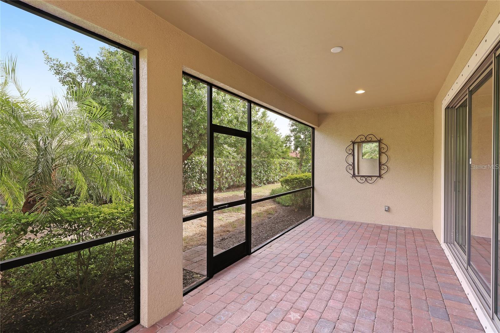 Image 24 of 27 For 128 Ventosa Place