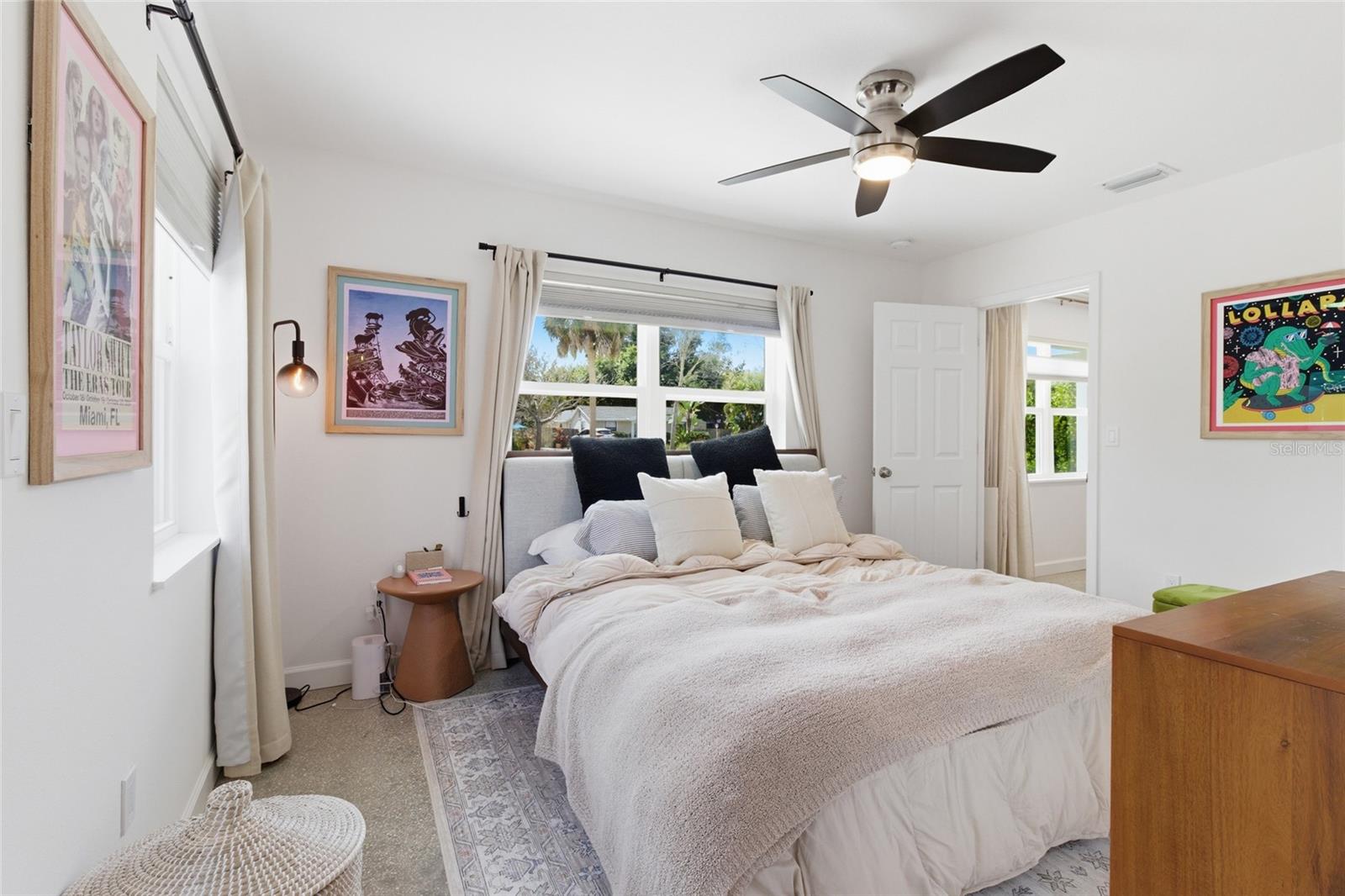 Image 19 of 58 For 2121 Palm Terrace