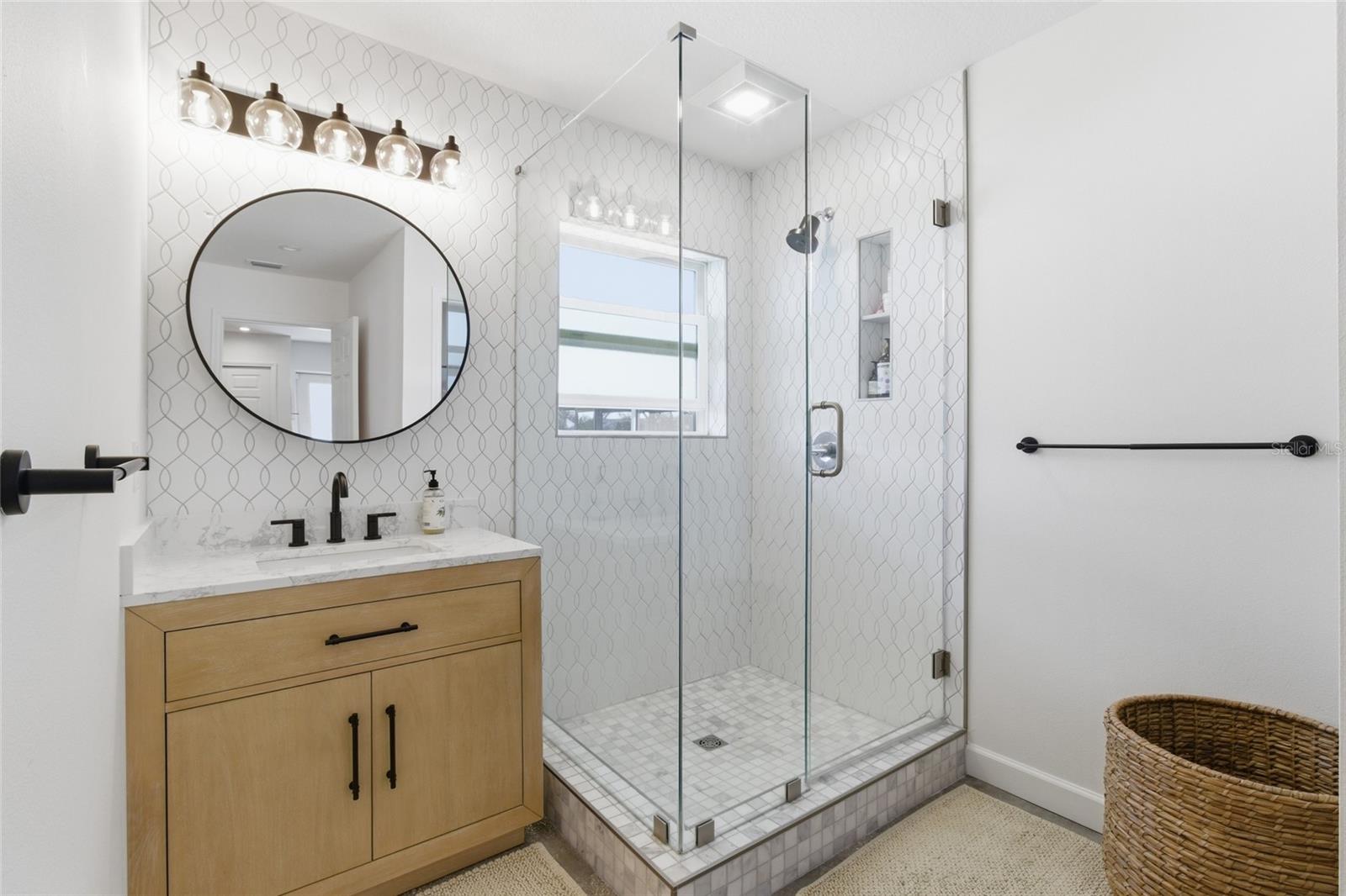 Image 29 of 58 For 2121 Palm Terrace