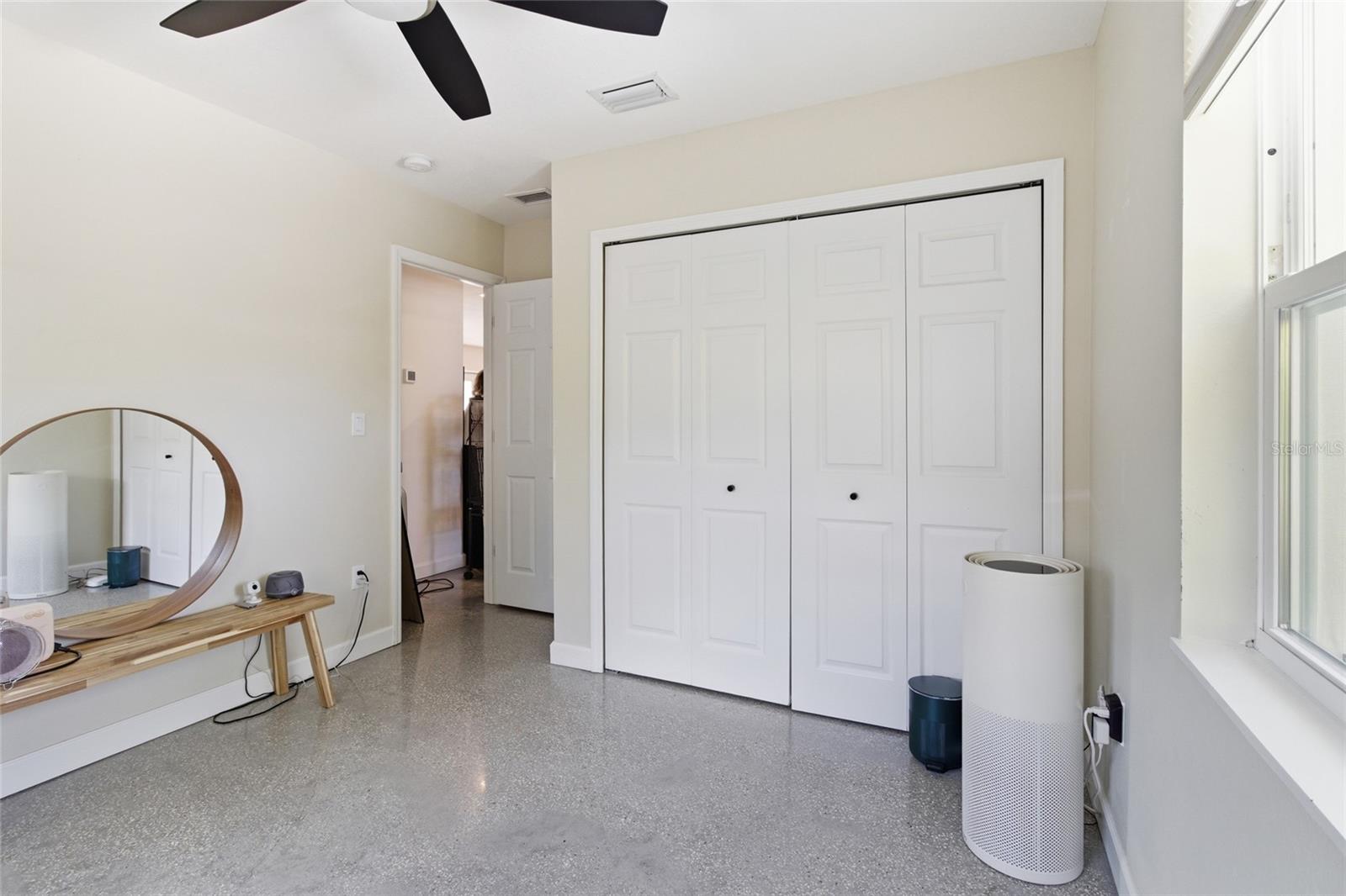 Image 30 of 58 For 2121 Palm Terrace