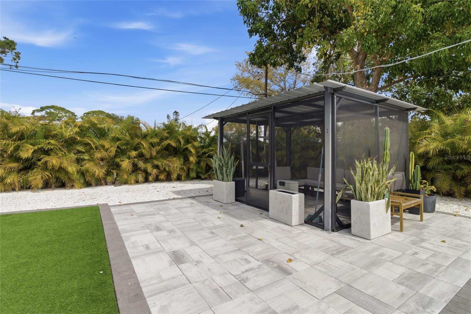 Image 35 of 58 For 2121 Palm Terrace