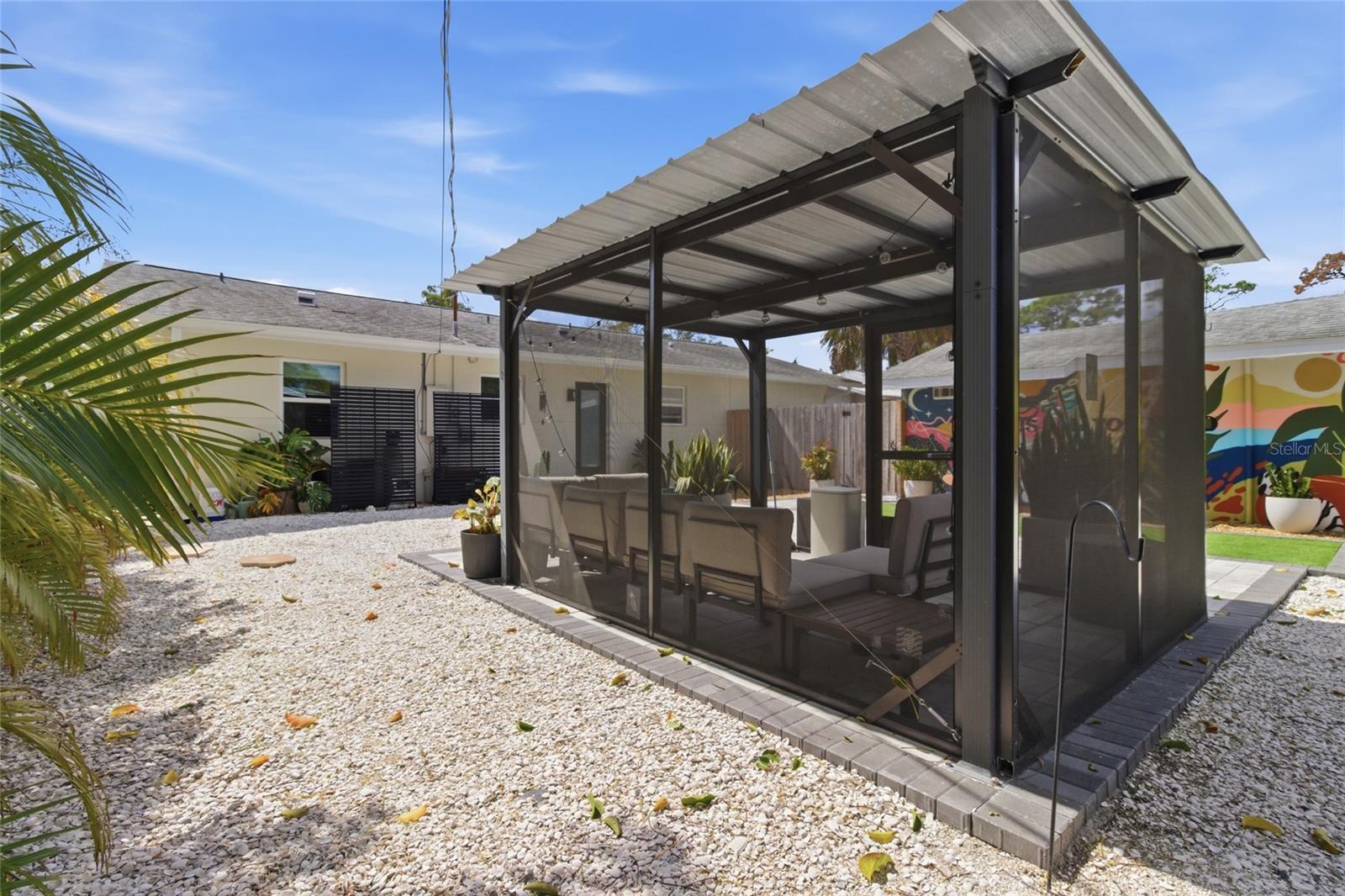 Image 39 of 58 For 2121 Palm Terrace