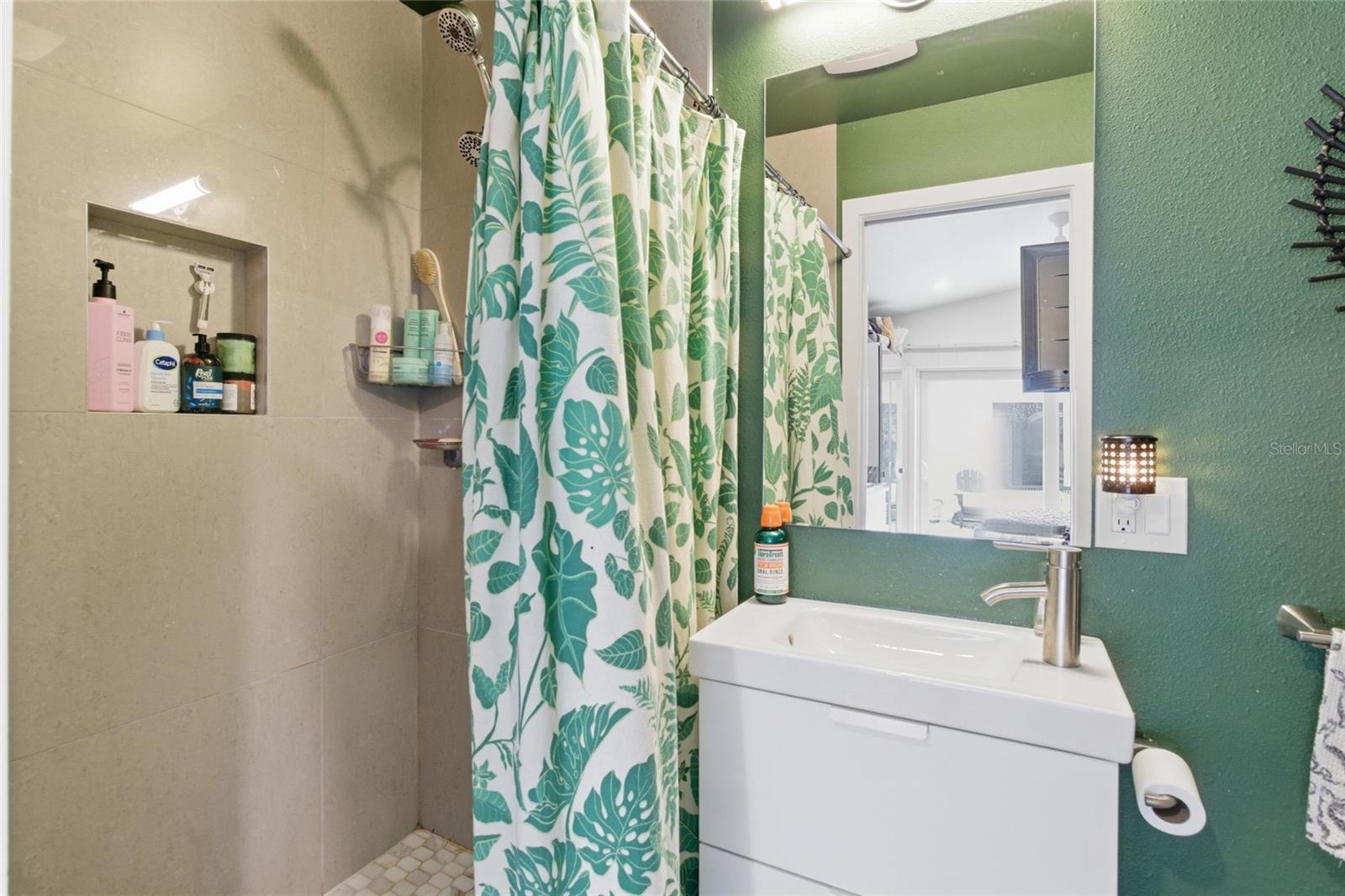 Image 52 of 58 For 2121 Palm Terrace