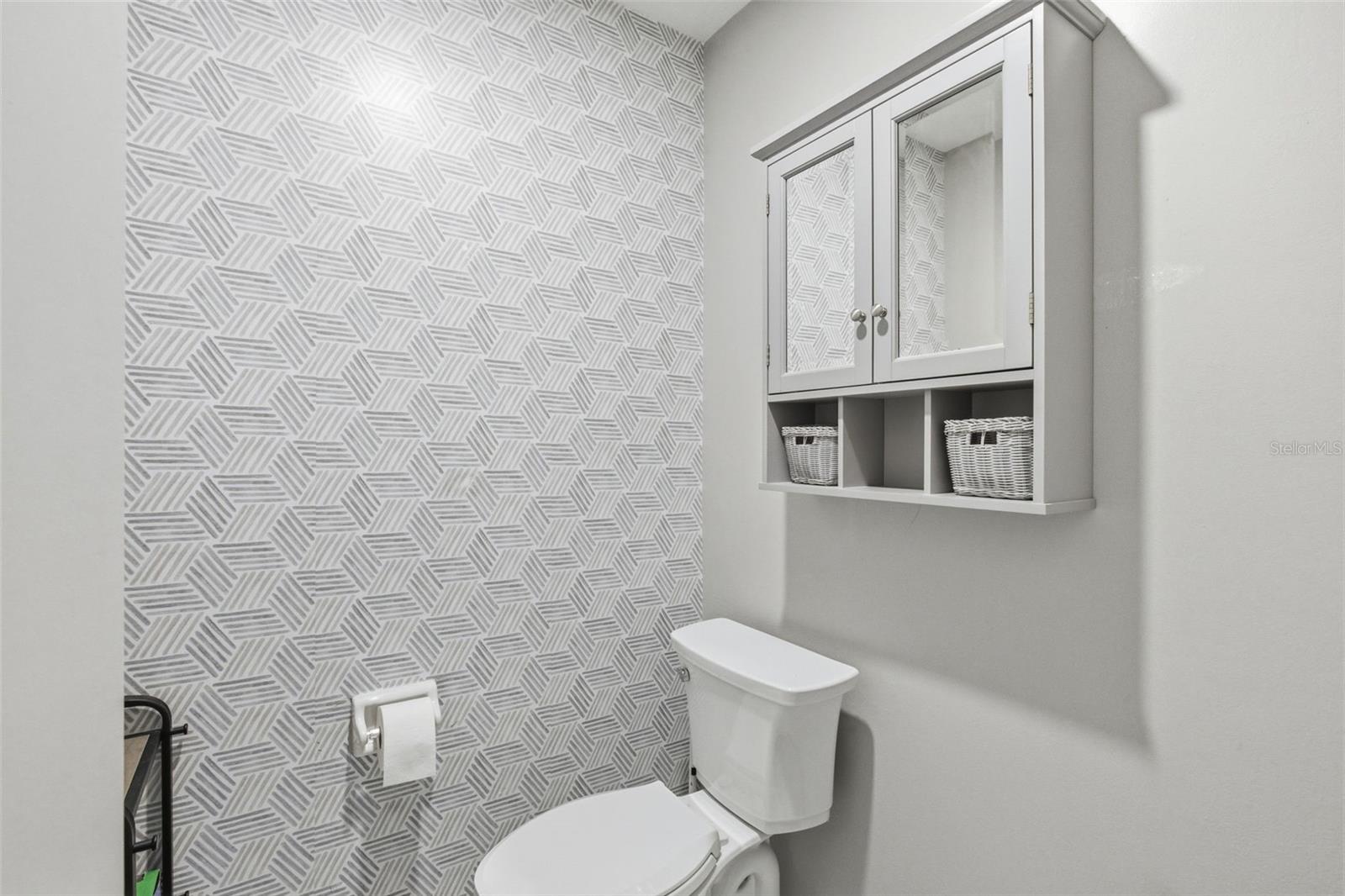 Image 15 of 35 For 817 Sorrento Place 817