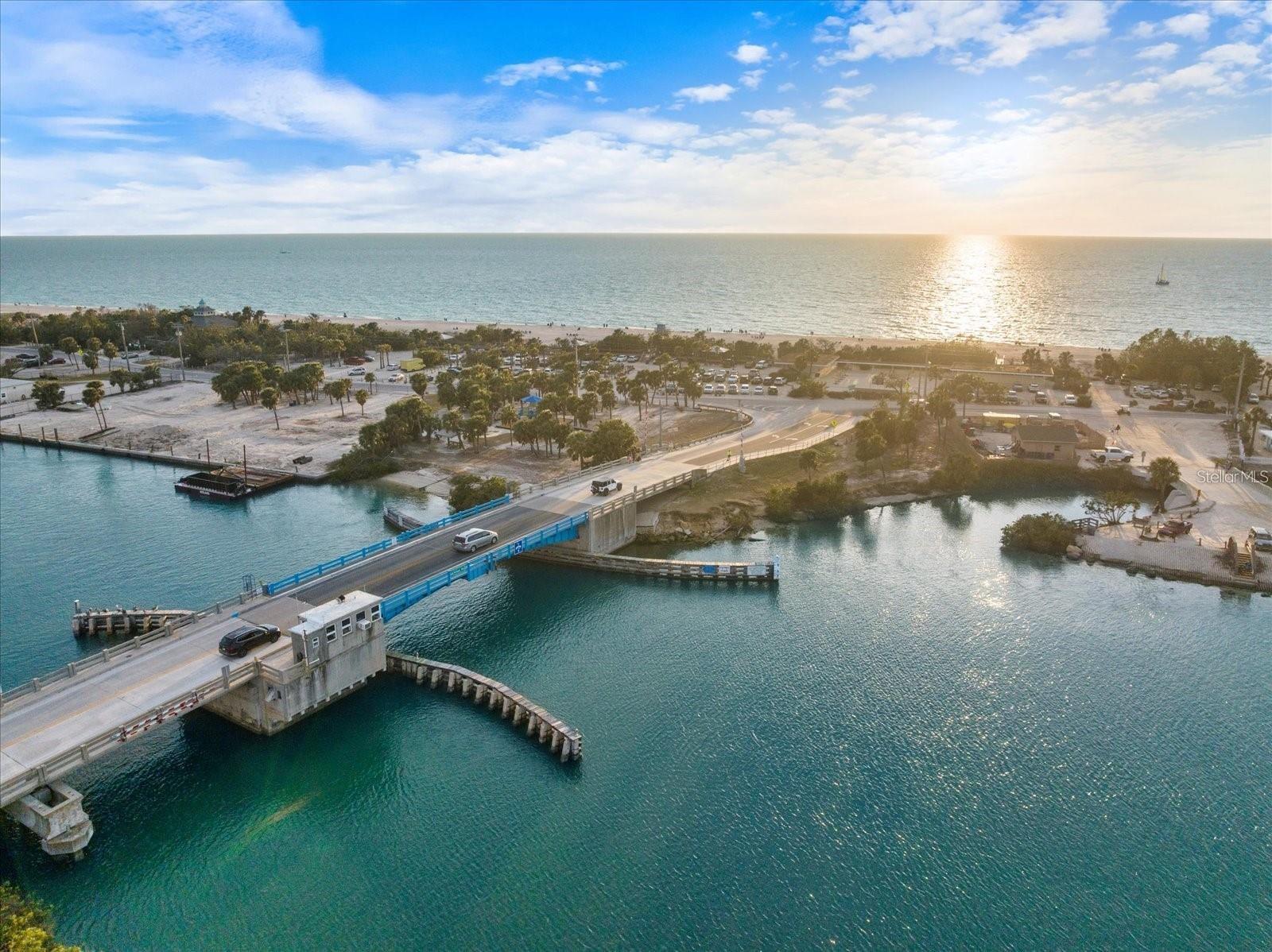 Image 28 of 35 For 817 Sorrento Place 817