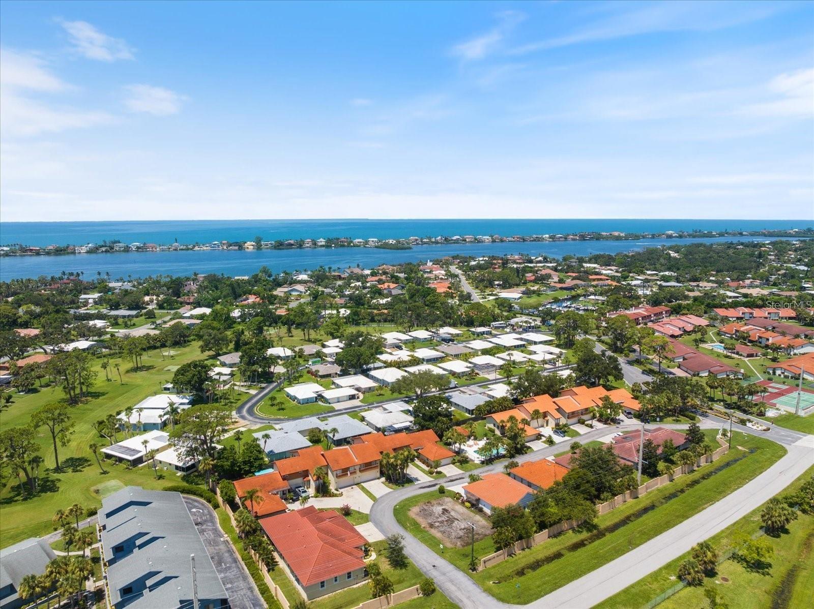 Image 5 of 35 For 817 Sorrento Place 817