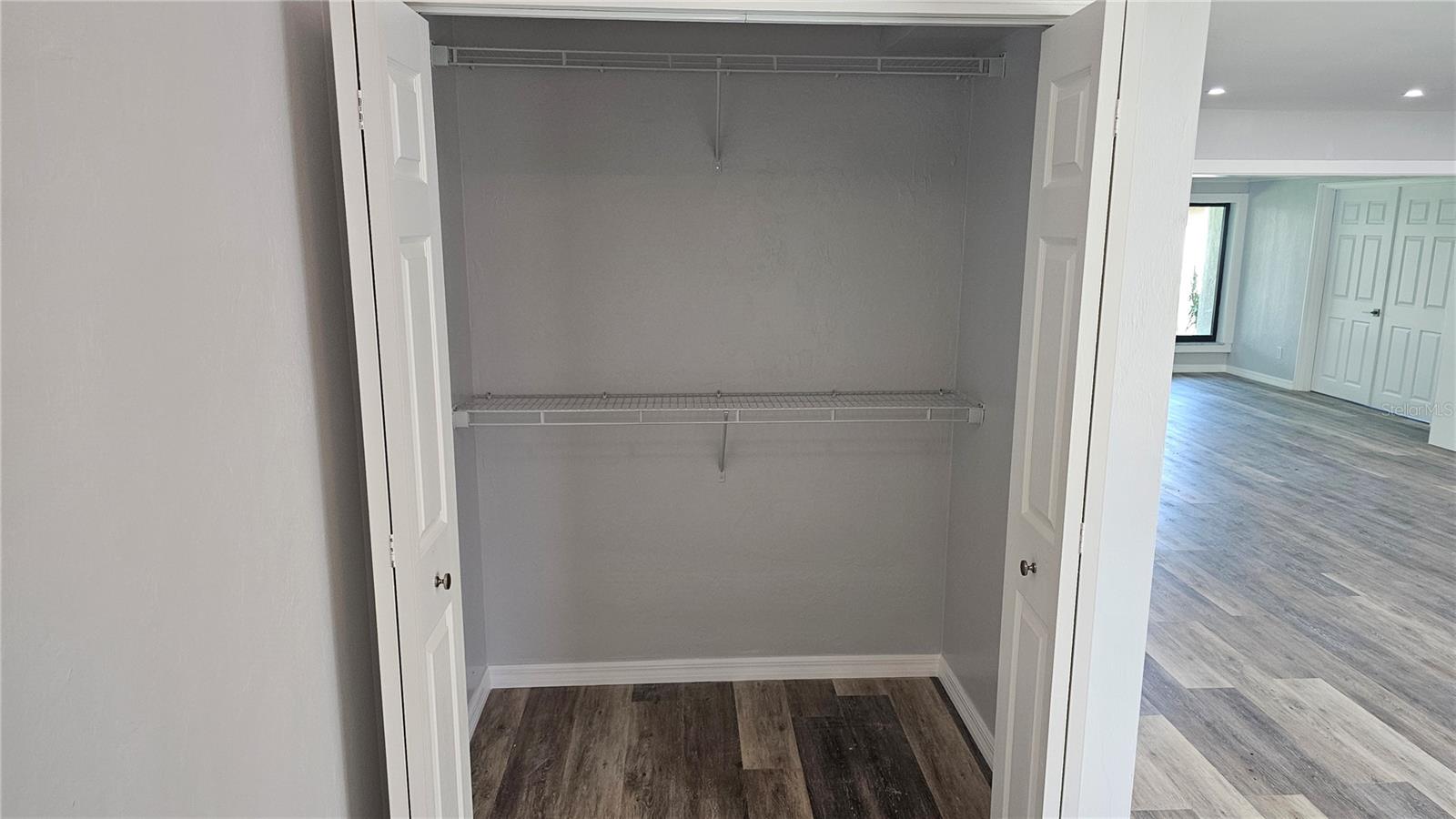 Image 24 of 30 For 3317 Pine Valley Drive