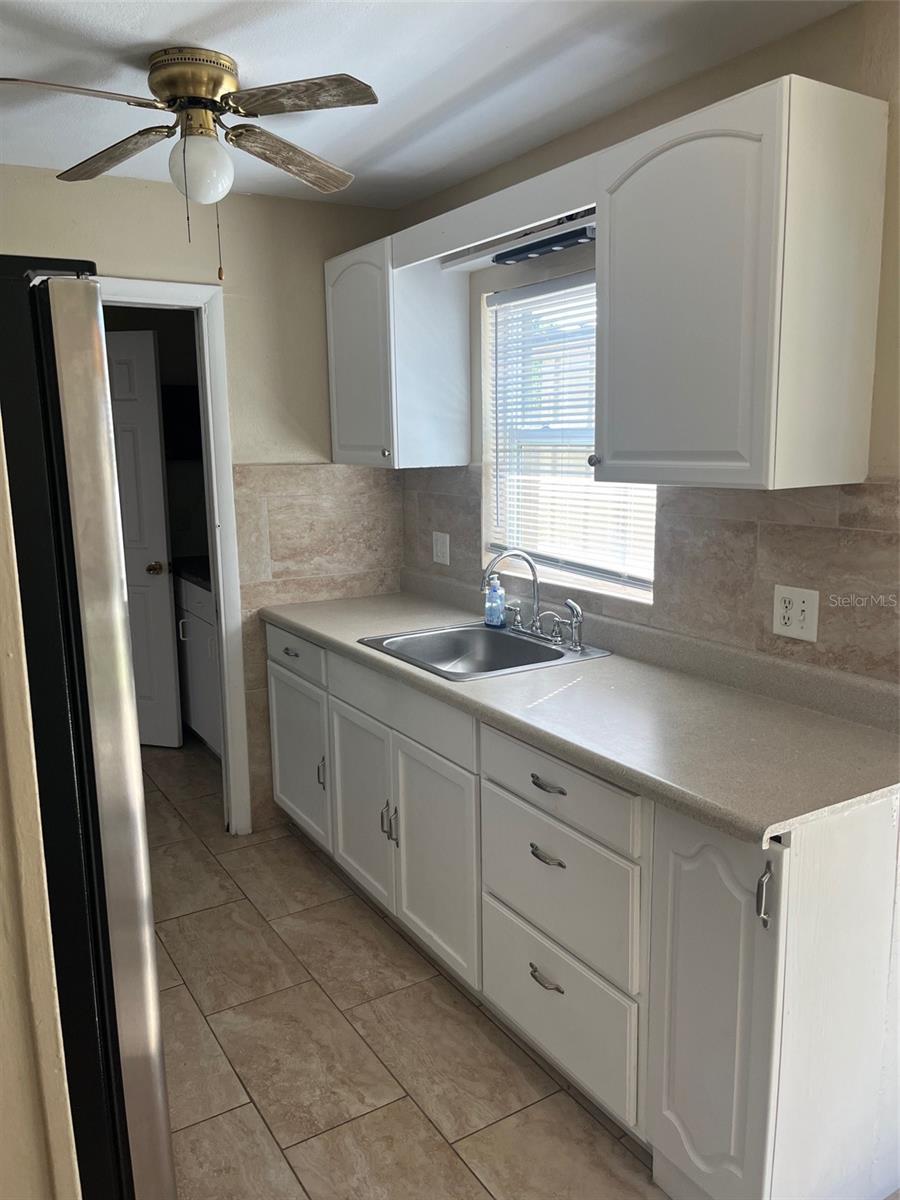 Image 5 of 22 For 50 Midwest Parkway