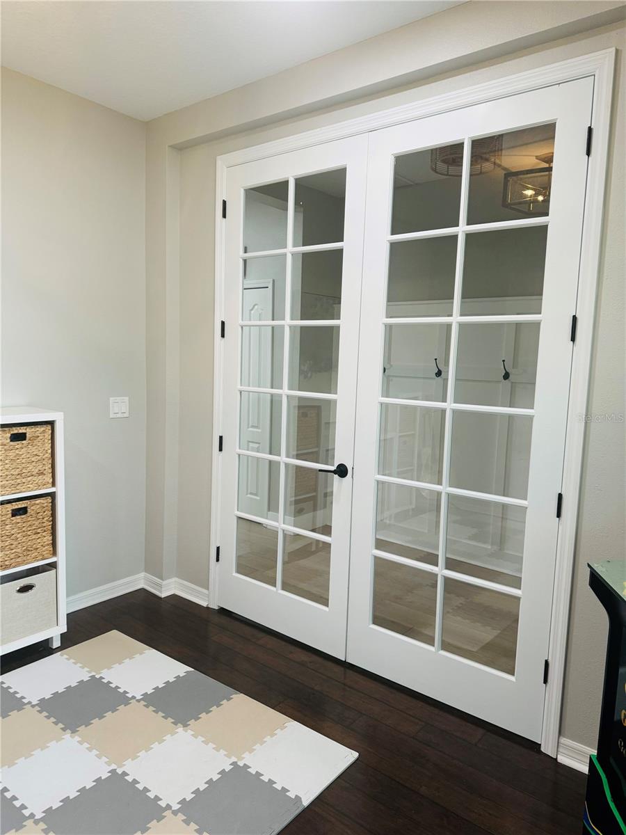 Image 7 of 25 For 4918 Mission Park Lane