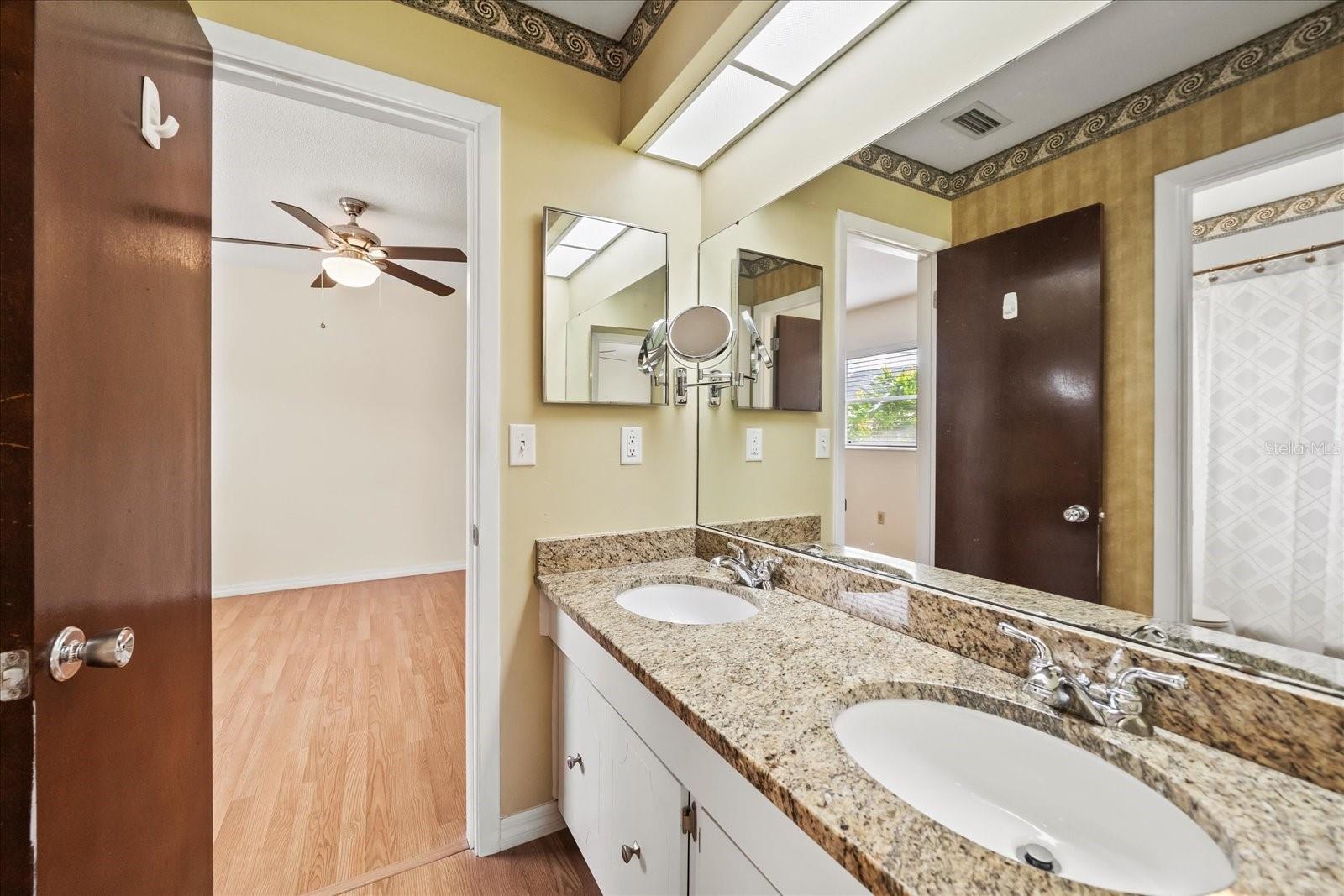 Image 21 of 29 For 3503 18th Avenue W