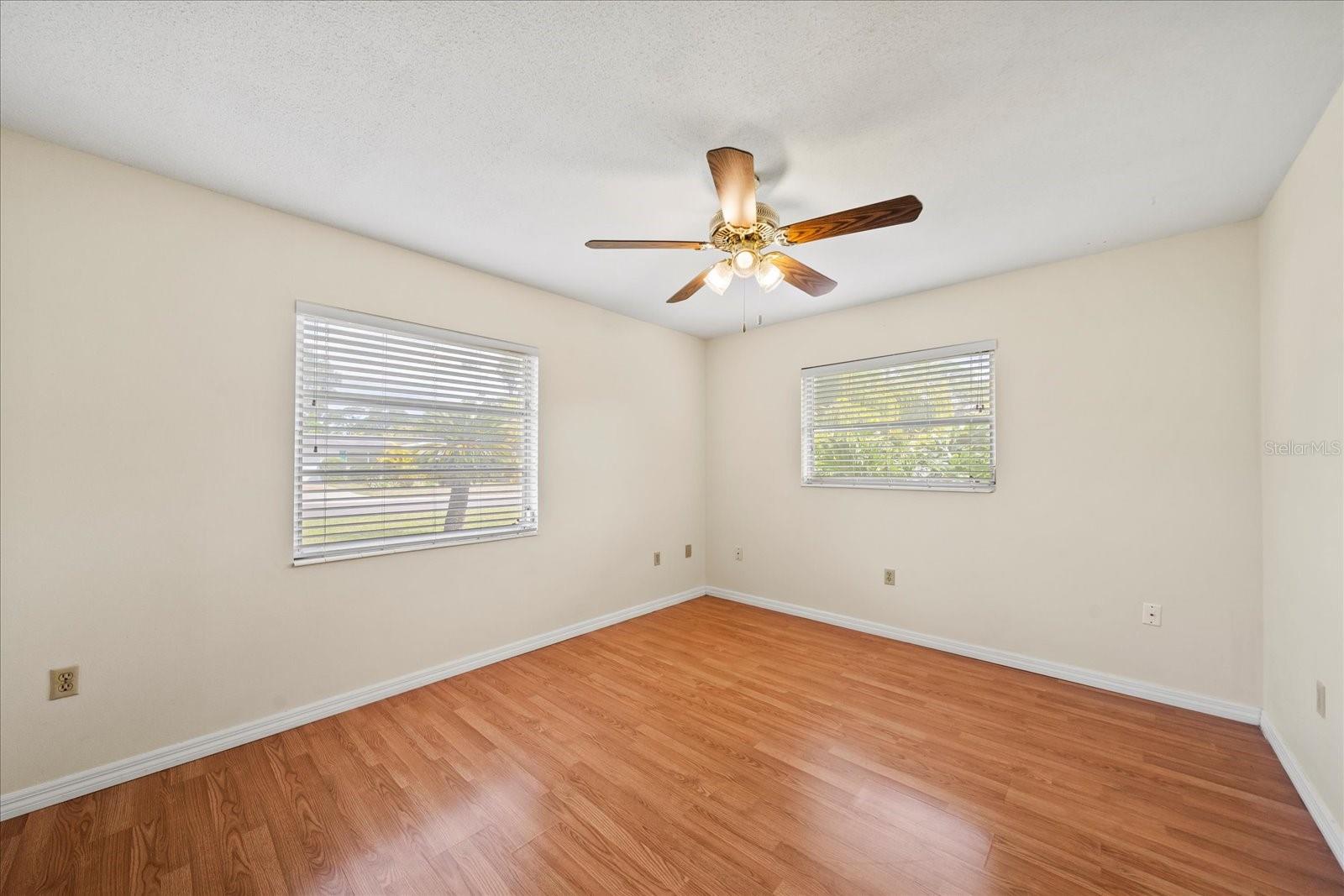 Image 23 of 29 For 3503 18th Avenue W