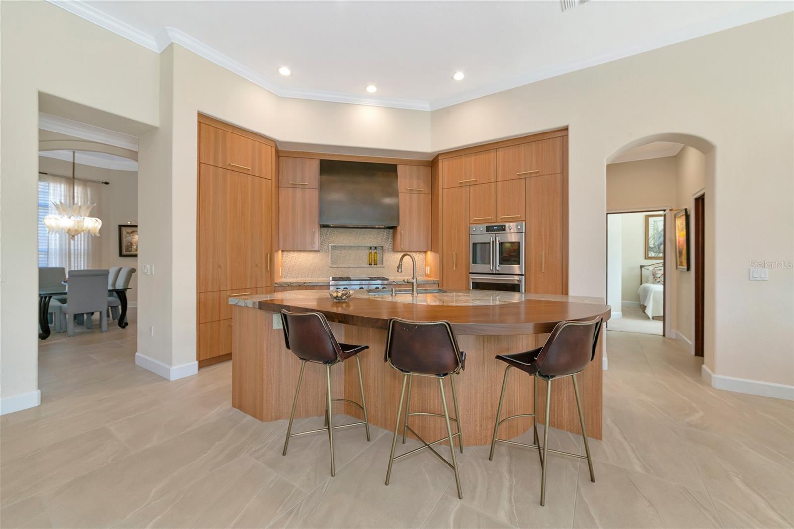 Image 7 of 78 For 10816 Winding Stream Way