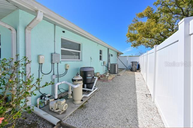 Image 18 of 22 For 219 57th Street Court W