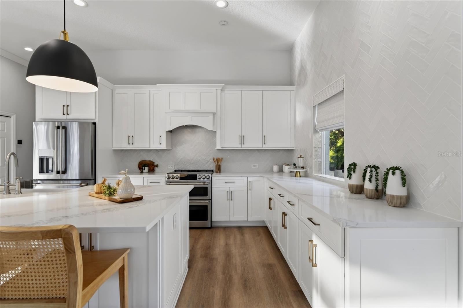 Image 19 of 93 For 2571 Dick Wilson Drive