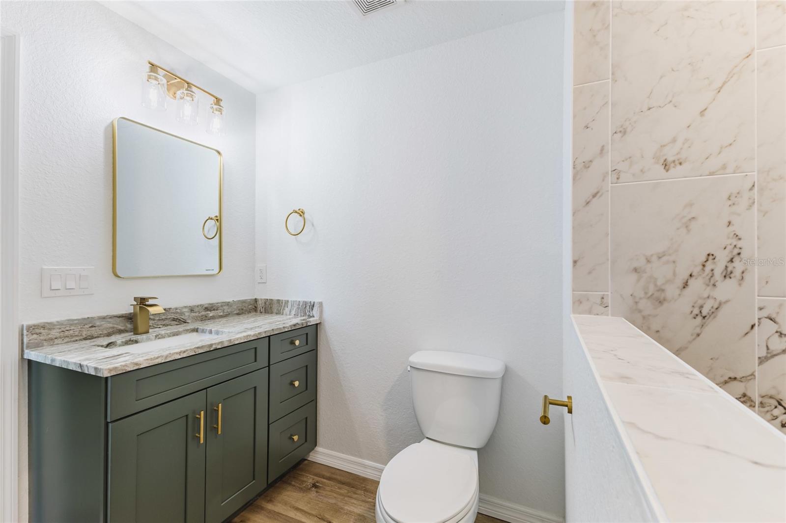 Image 14 of 34 For 6254 Spinnaker Boulevard