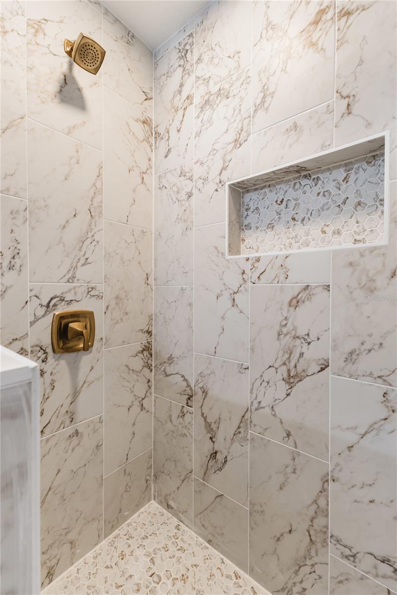 Image 19 of 34 For 6254 Spinnaker Boulevard