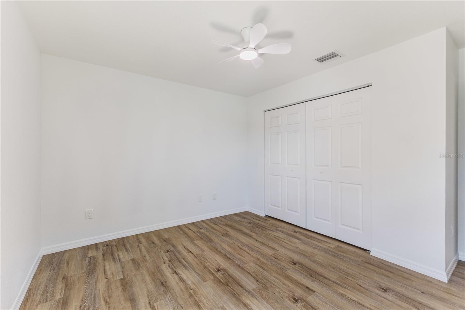 Image 25 of 34 For 6254 Spinnaker Boulevard