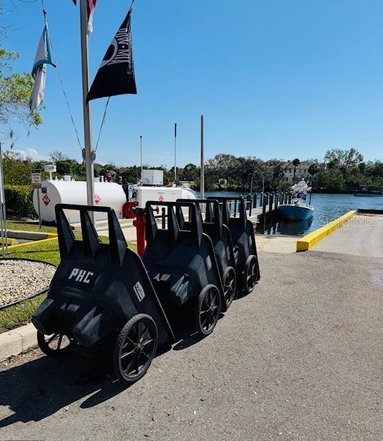 Image 5 of 9 For 1780 Phillippi Shores Drive A3-22