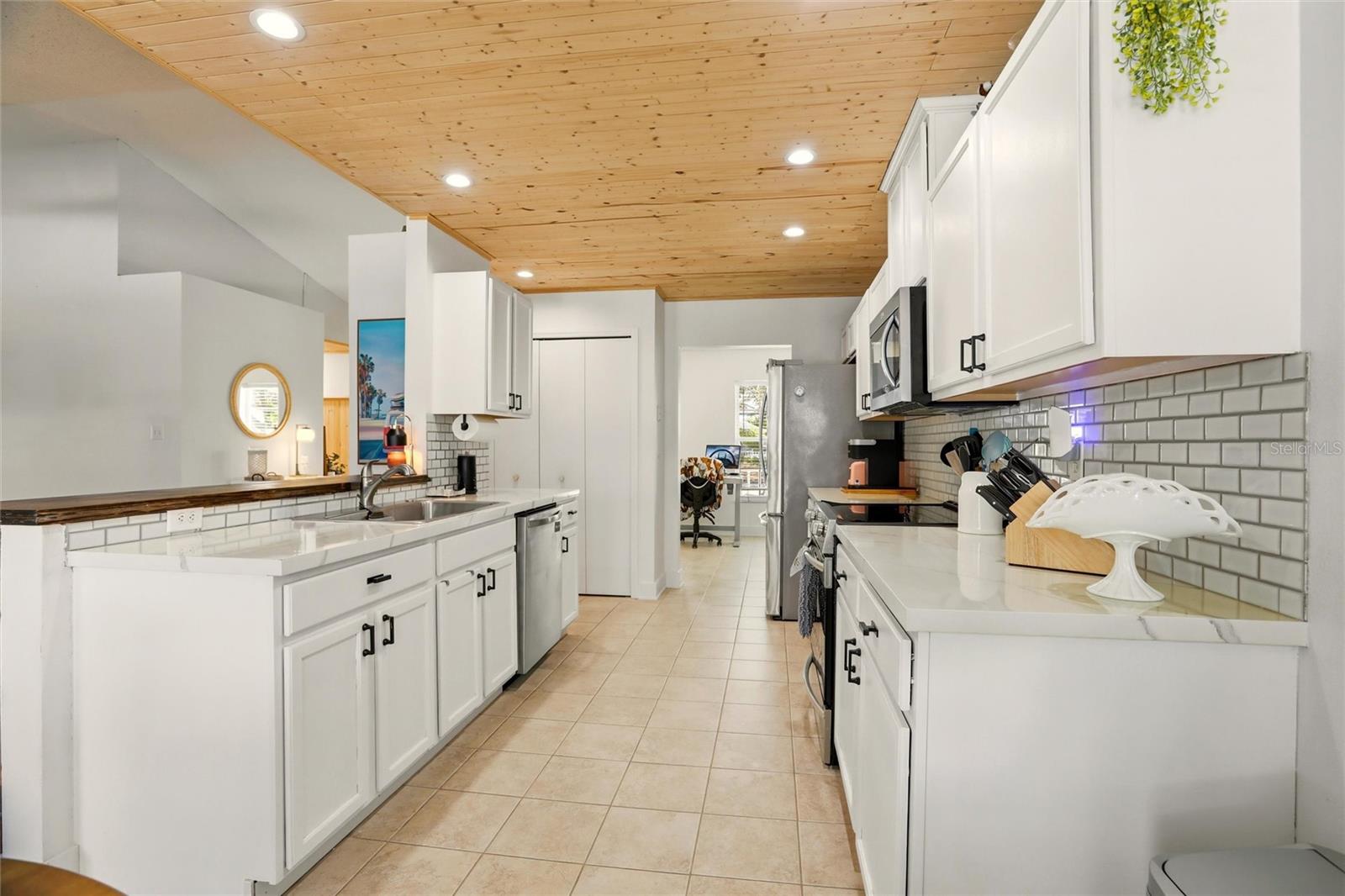 Image 14 of 42 For 314 111th Street E