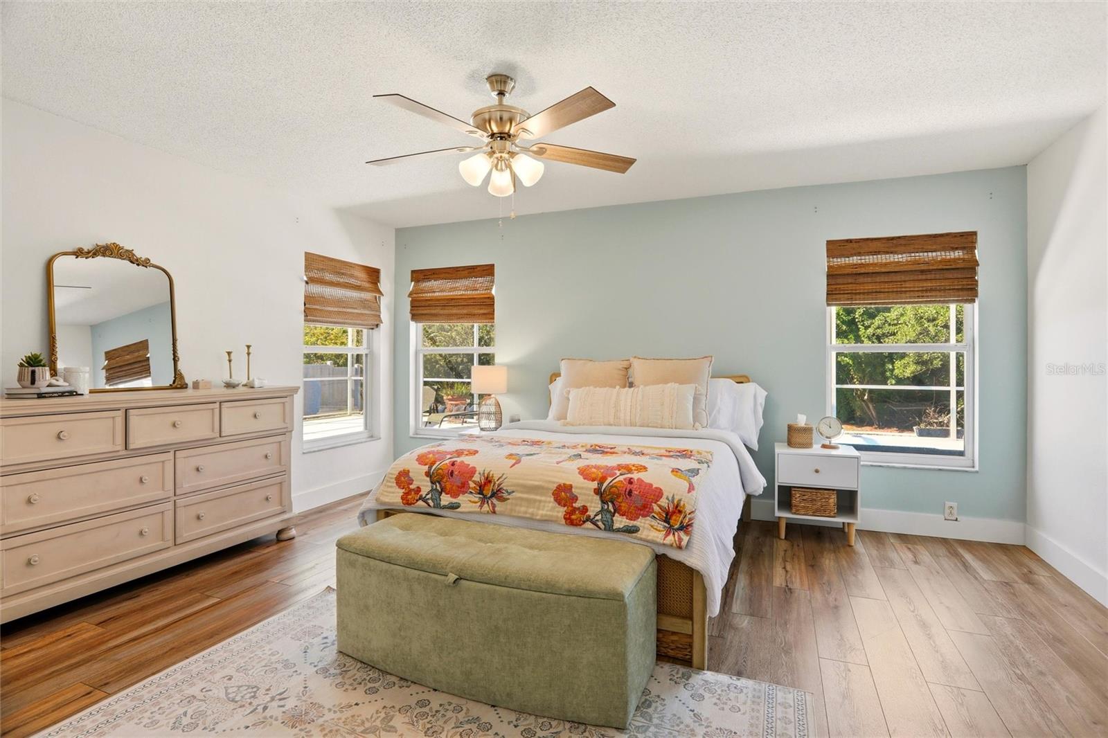 Image 22 of 42 For 314 111th Street E