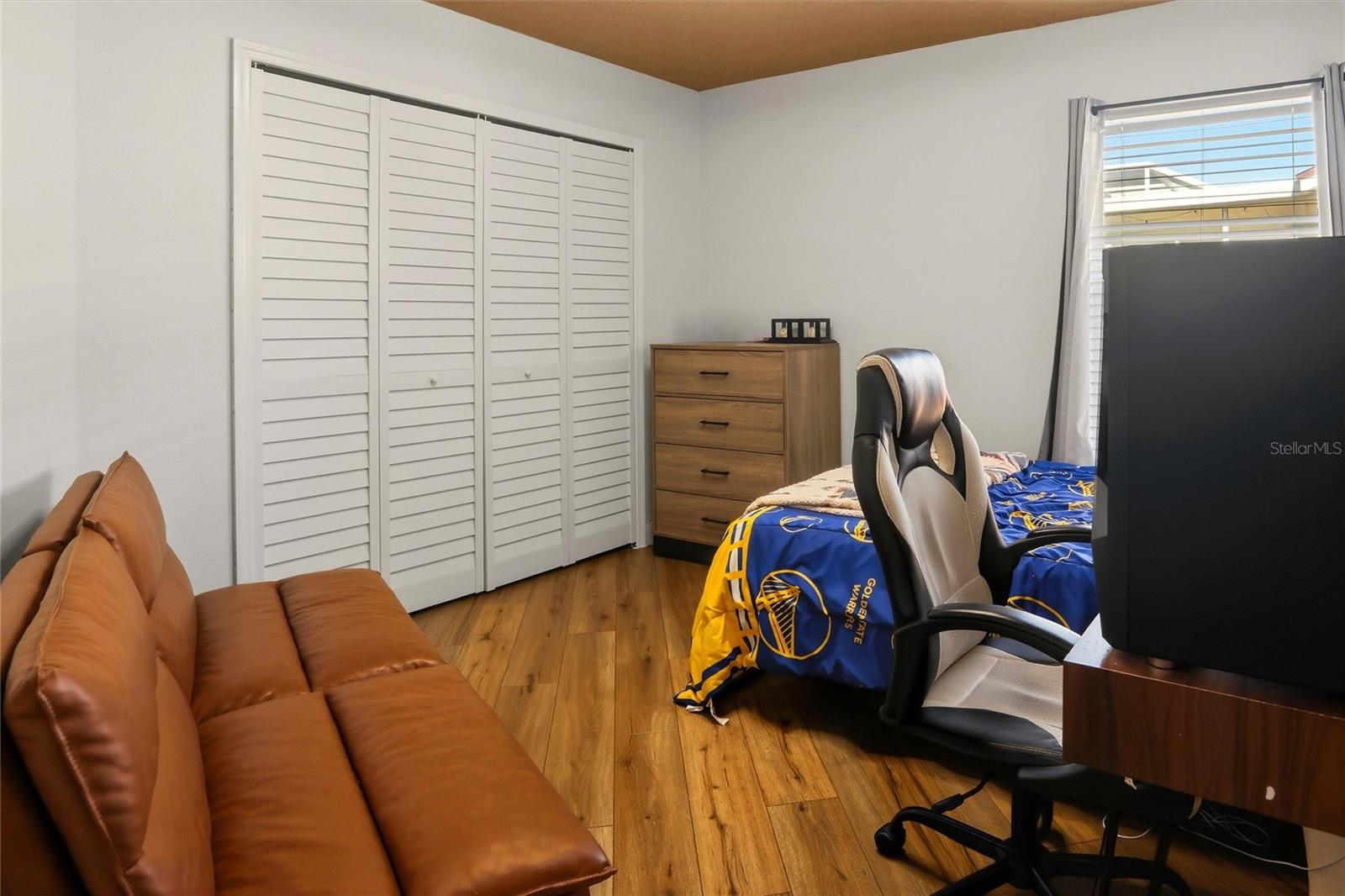 Image 26 of 42 For 314 111th Street E