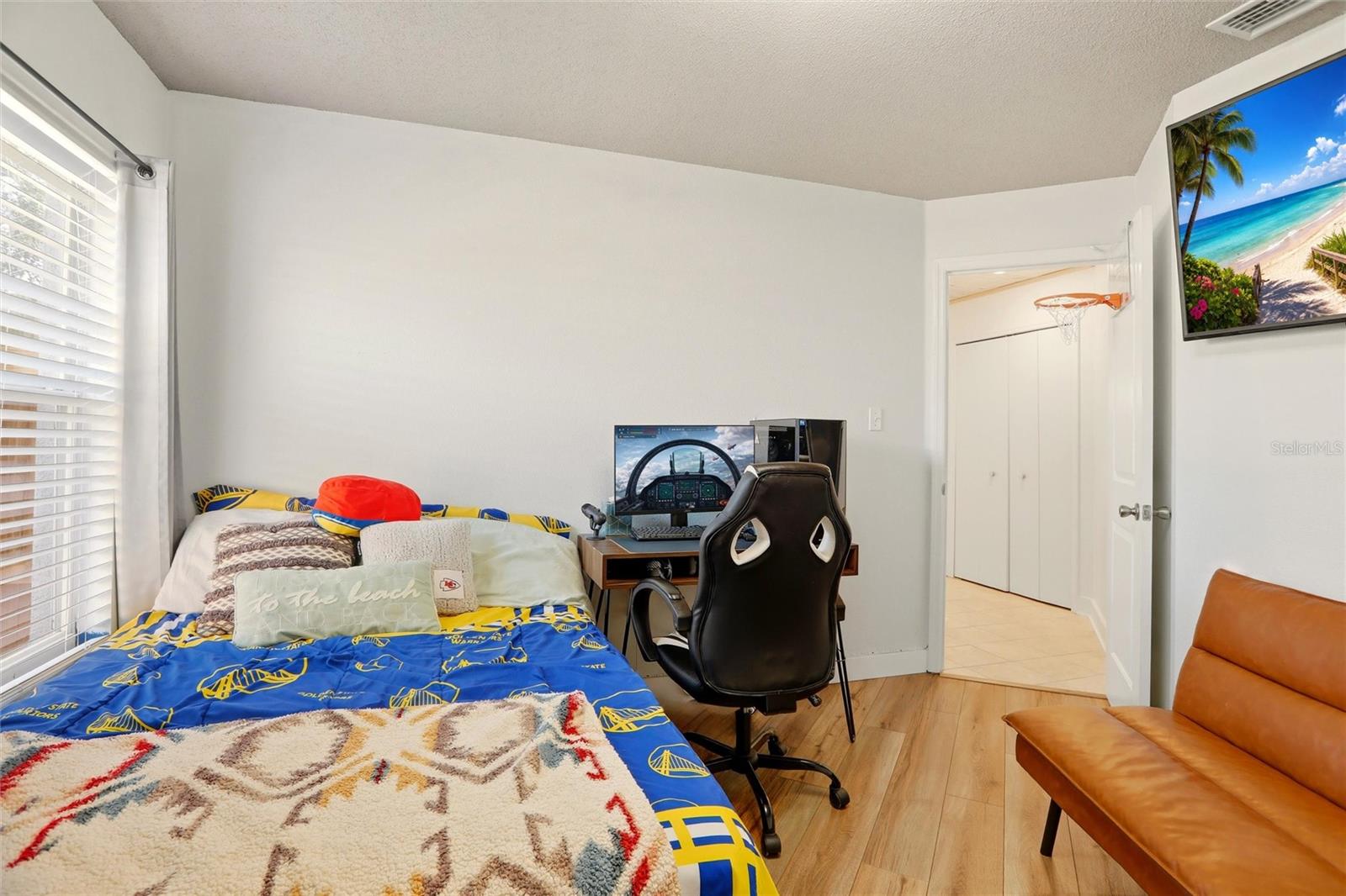 Image 27 of 42 For 314 111th Street E