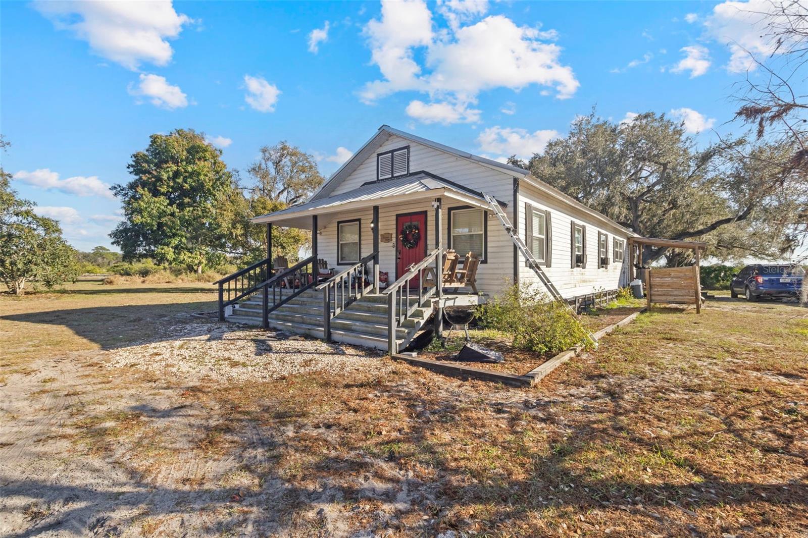 Image 3 of 17 For 8423 Pine Level Street