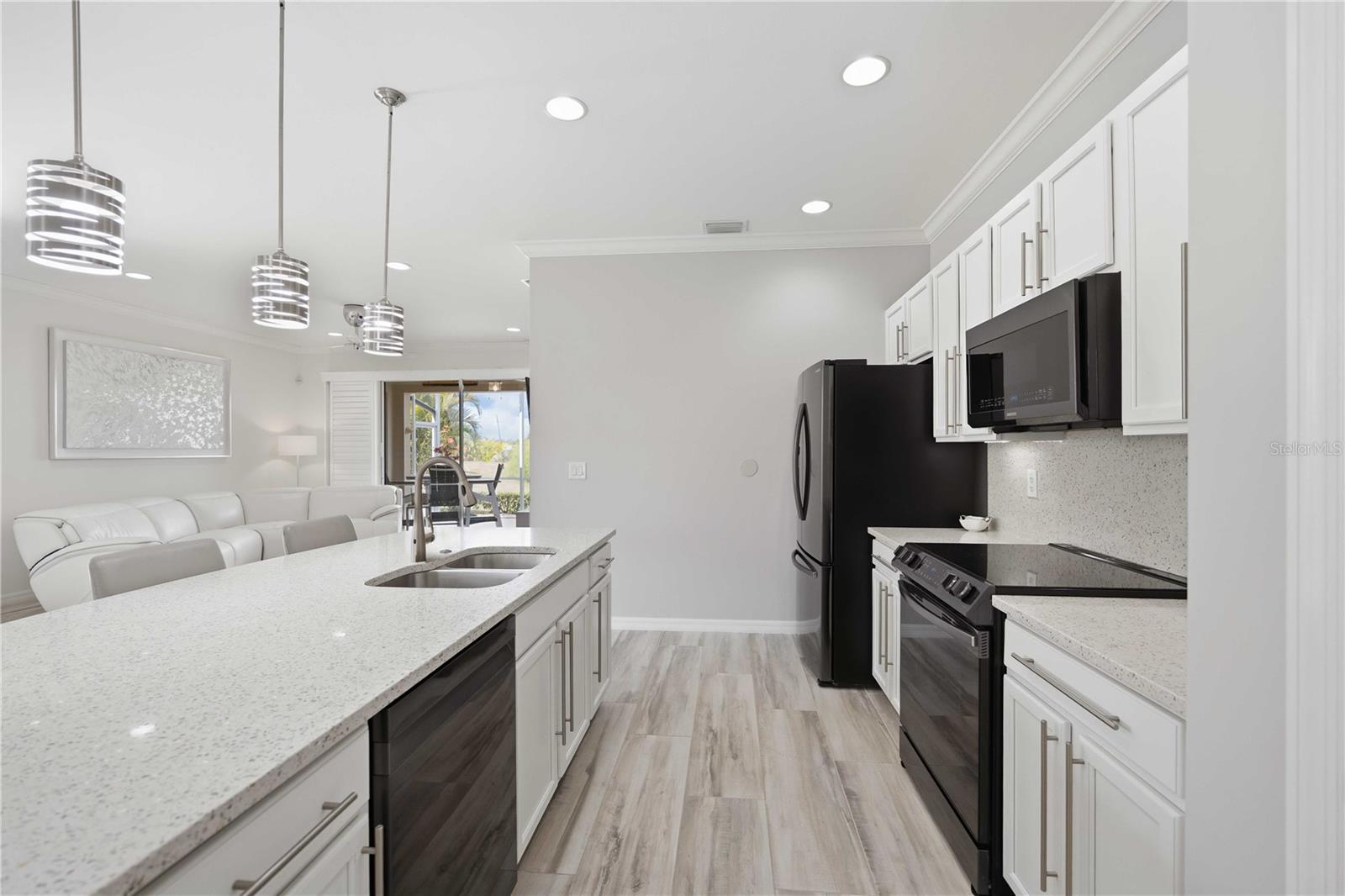 Image 12 of 57 For 4265 Lenox Boulevard