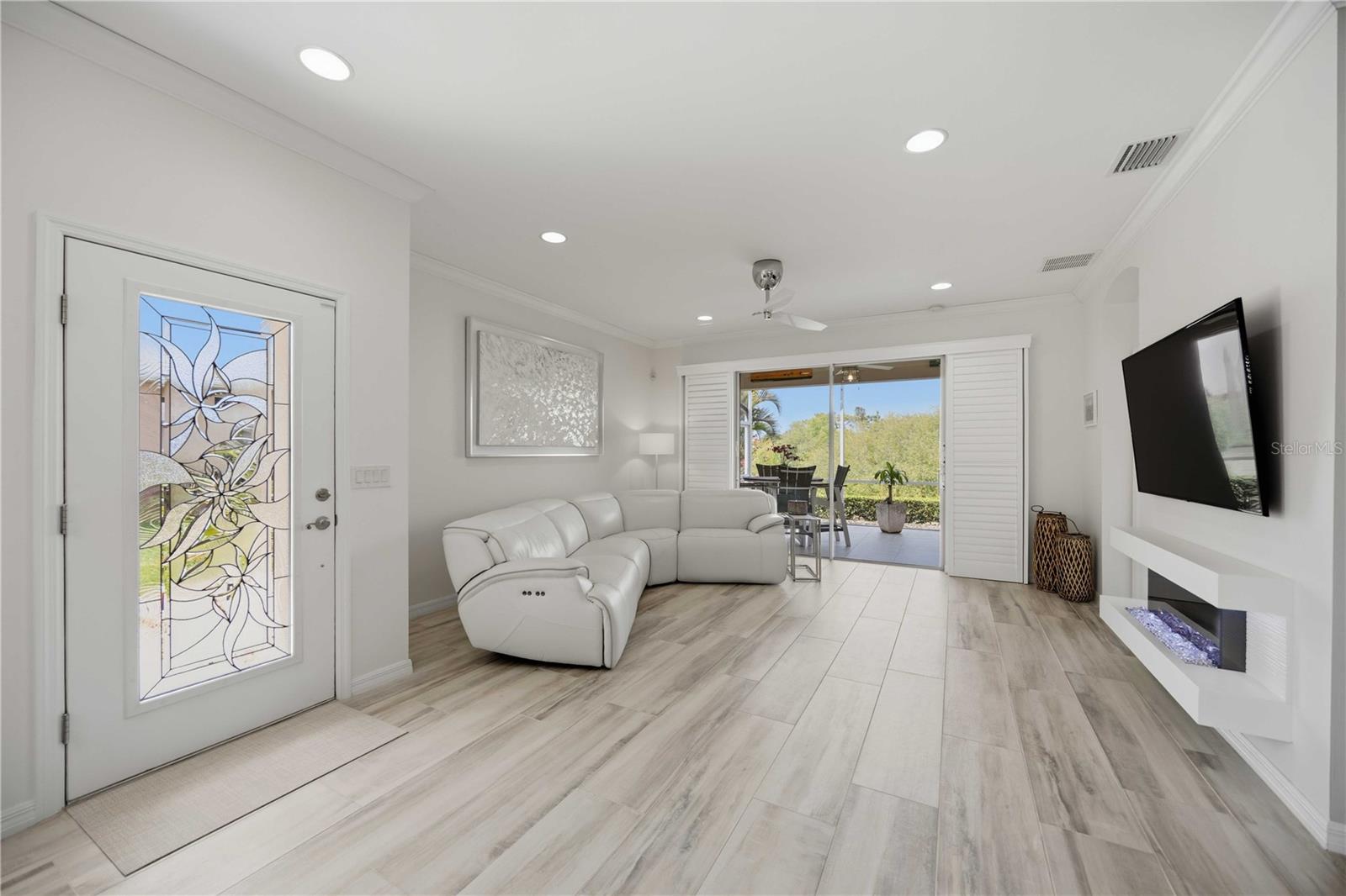 Image 14 of 57 For 4265 Lenox Boulevard