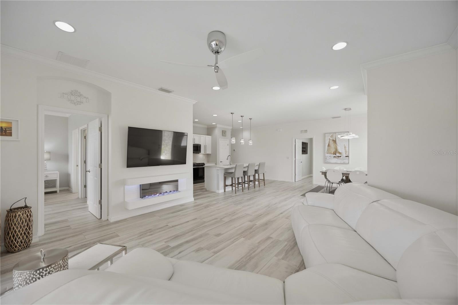 Image 17 of 57 For 4265 Lenox Boulevard