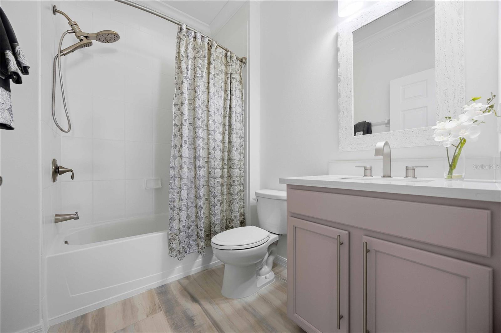 Image 25 of 57 For 4265 Lenox Boulevard