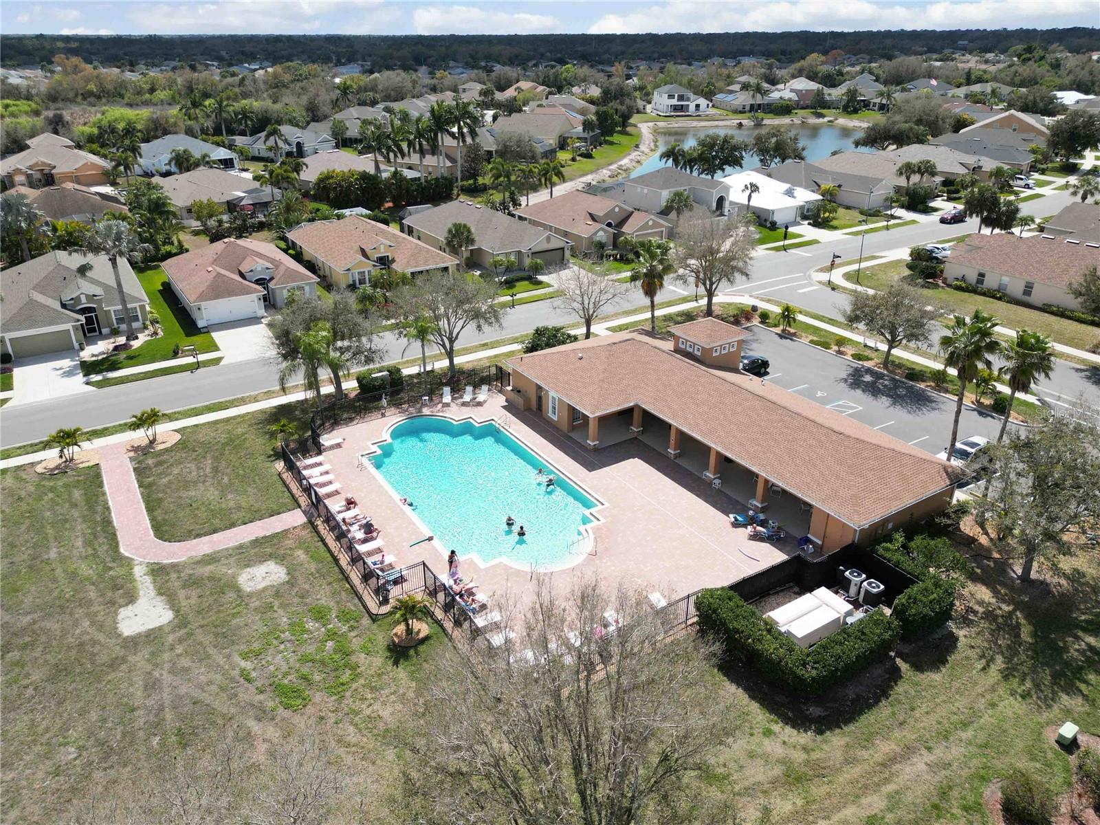 Image 43 of 57 For 4265 Lenox Boulevard