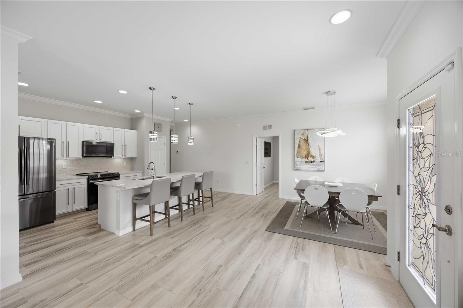 Image 7 of 57 For 4265 Lenox Boulevard