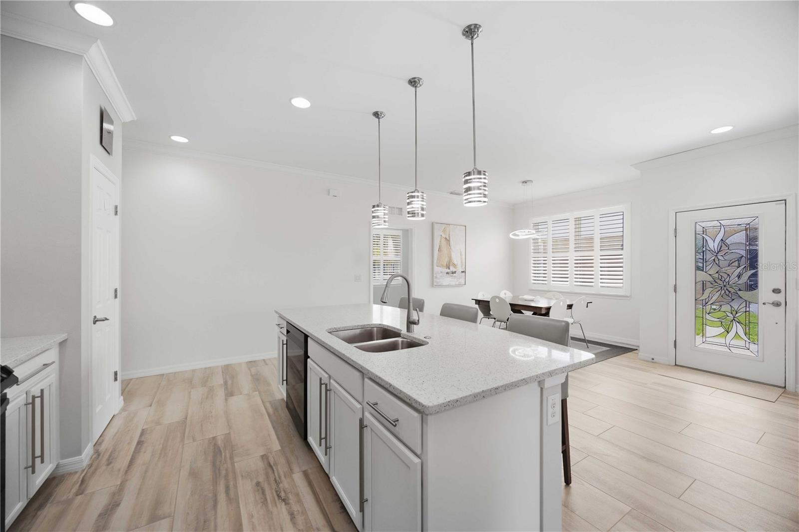 Image 9 of 57 For 4265 Lenox Boulevard