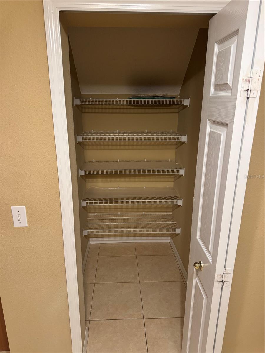 Image 11 of 30 For 6315 Rosefinch Court 101