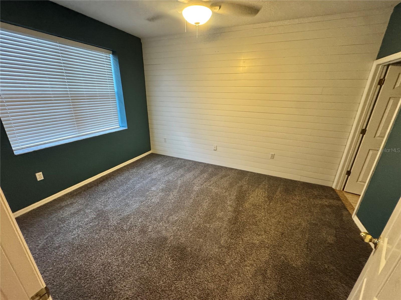 Image 19 of 30 For 6315 Rosefinch Court 101