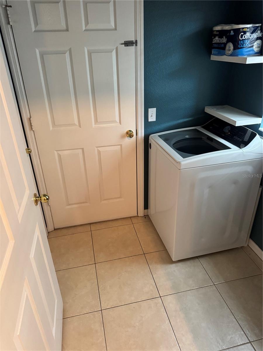 Image 25 of 30 For 6315 Rosefinch Court 101