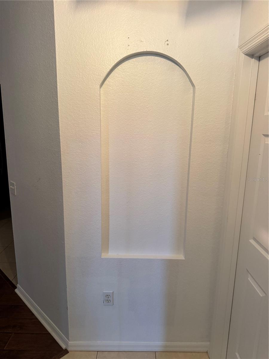 Image 6 of 30 For 6315 Rosefinch Court 101