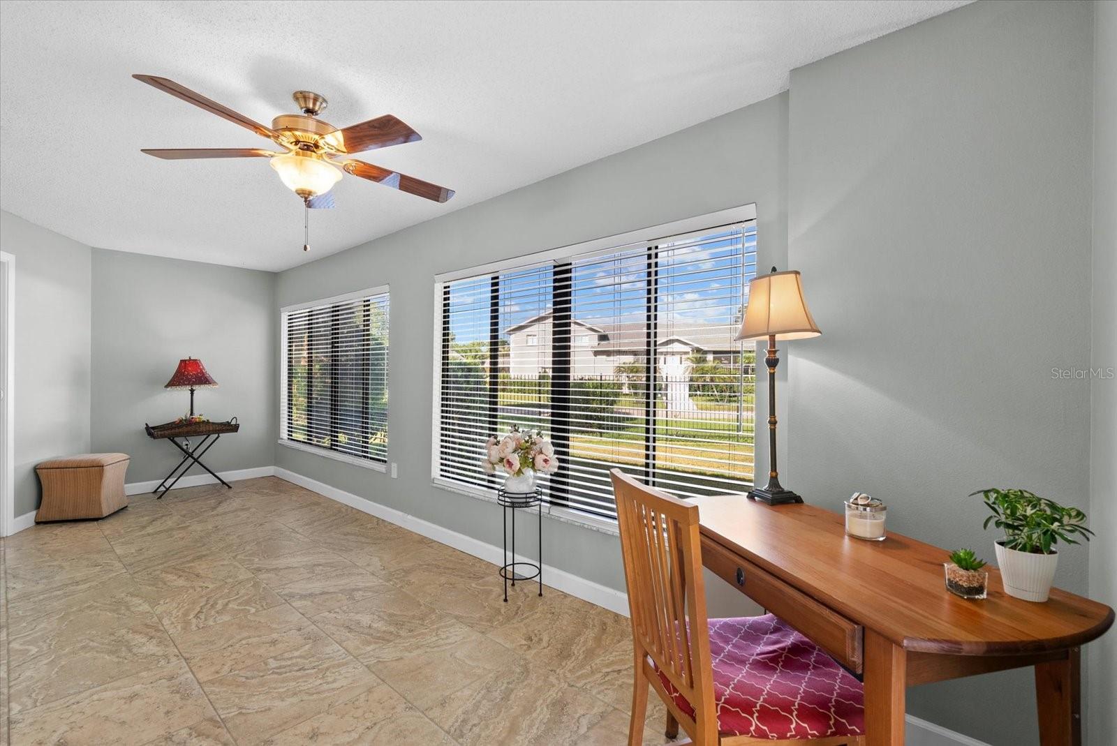 Image 19 of 71 For 6304 Sun Eagle Lane 19b