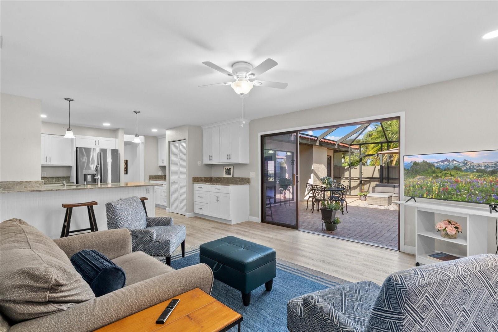 Image 33 of 71 For 6304 Sun Eagle Lane 19b