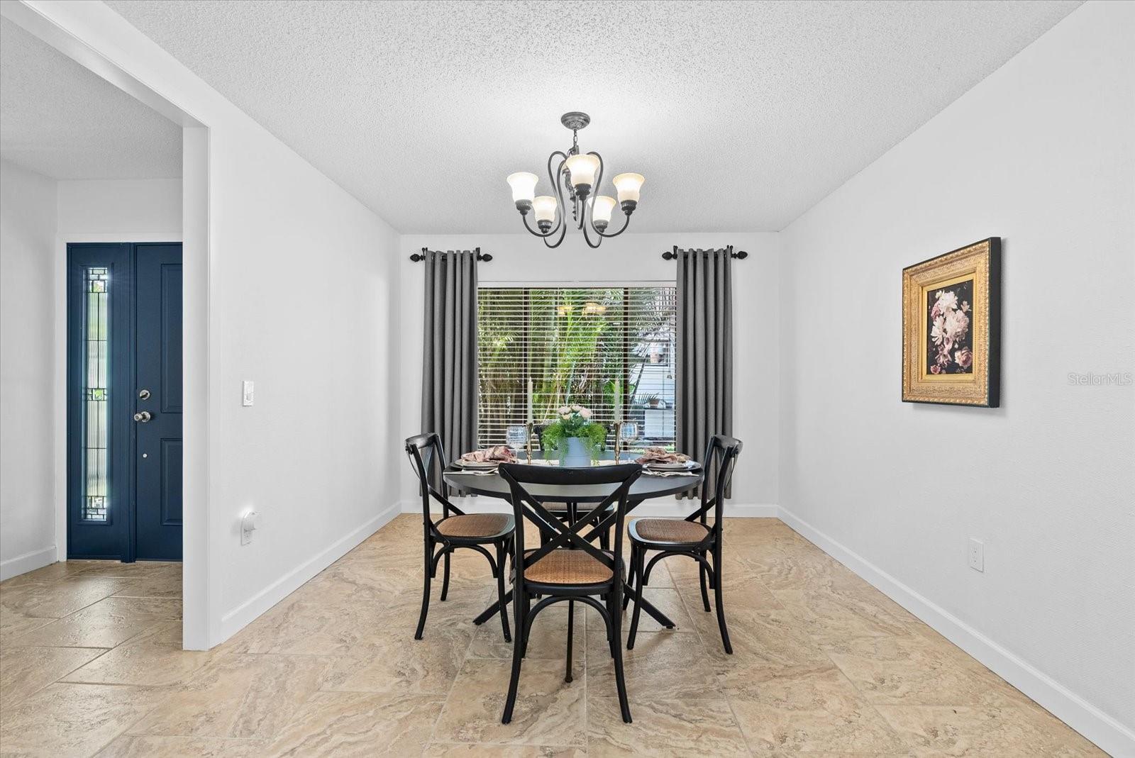 Image 9 of 71 For 6304 Sun Eagle Lane 19b