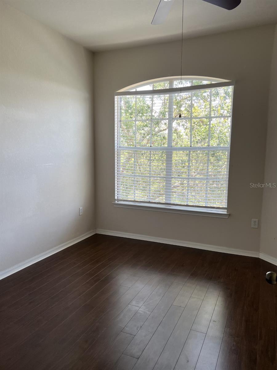 Image 4 of 16 For 5134 Northridge Road 302