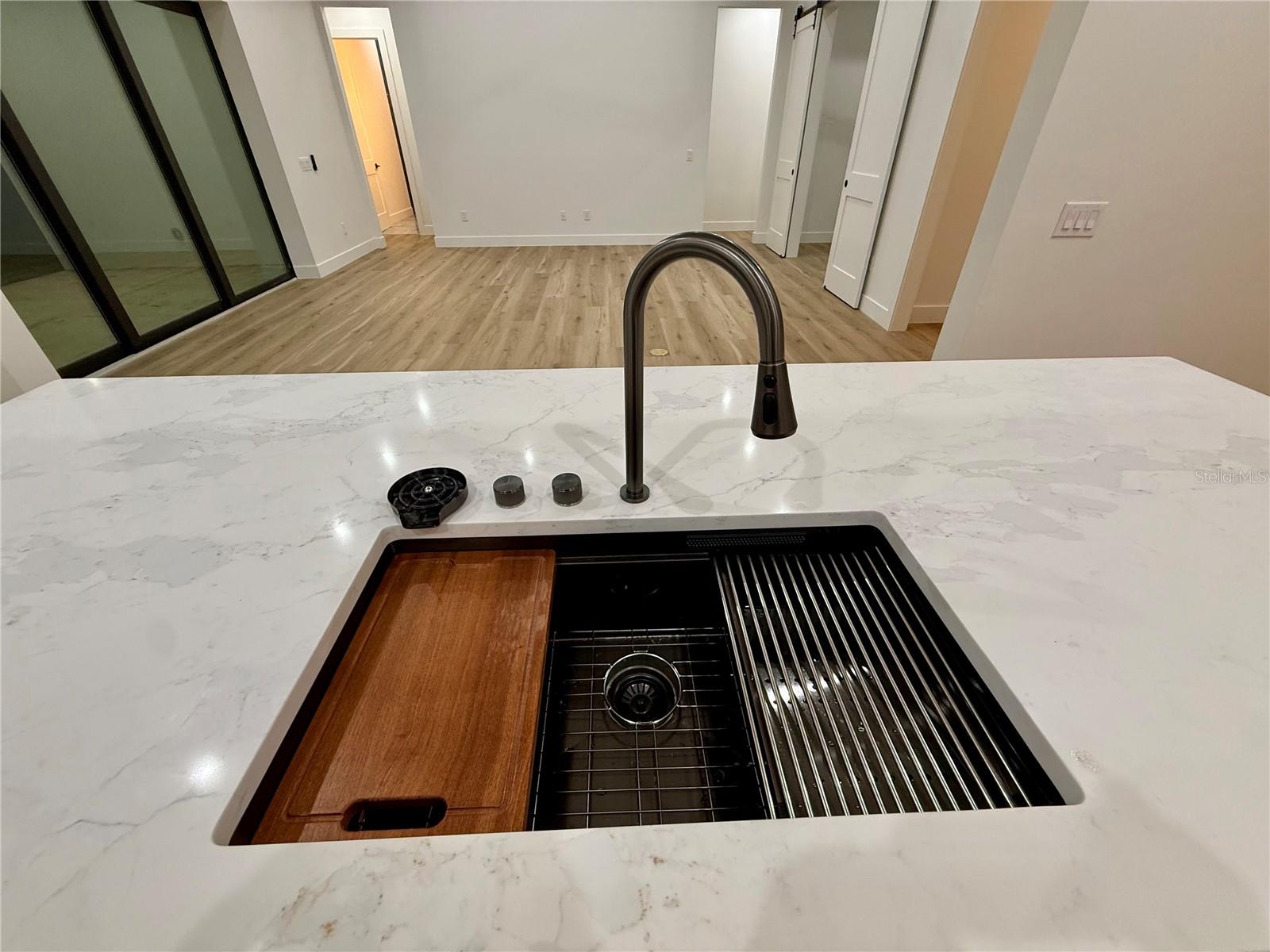 Image 12 of 50 For 520 Woodstork Lane