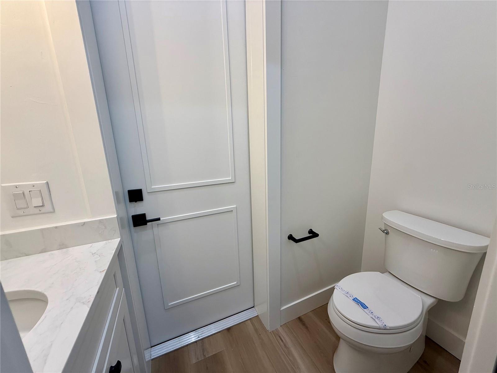 Image 25 of 50 For 520 Woodstork Lane