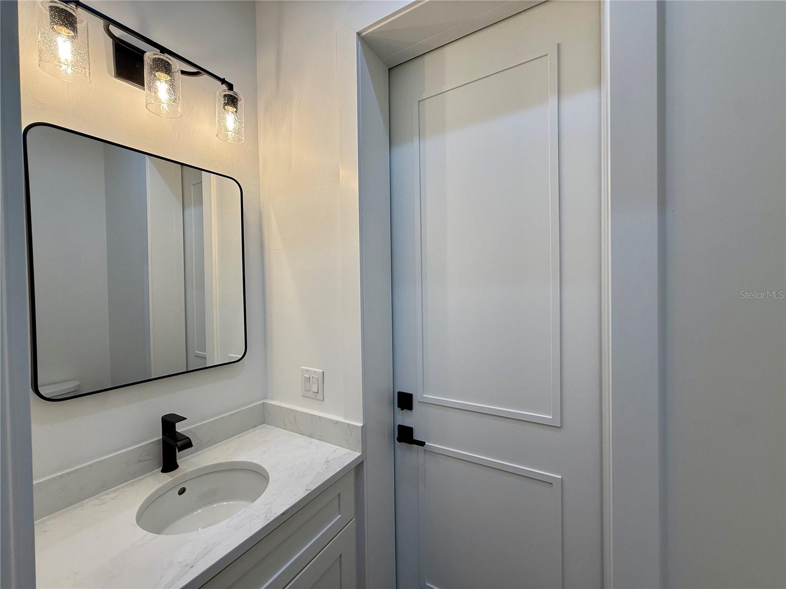 Image 26 of 50 For 520 Woodstork Lane