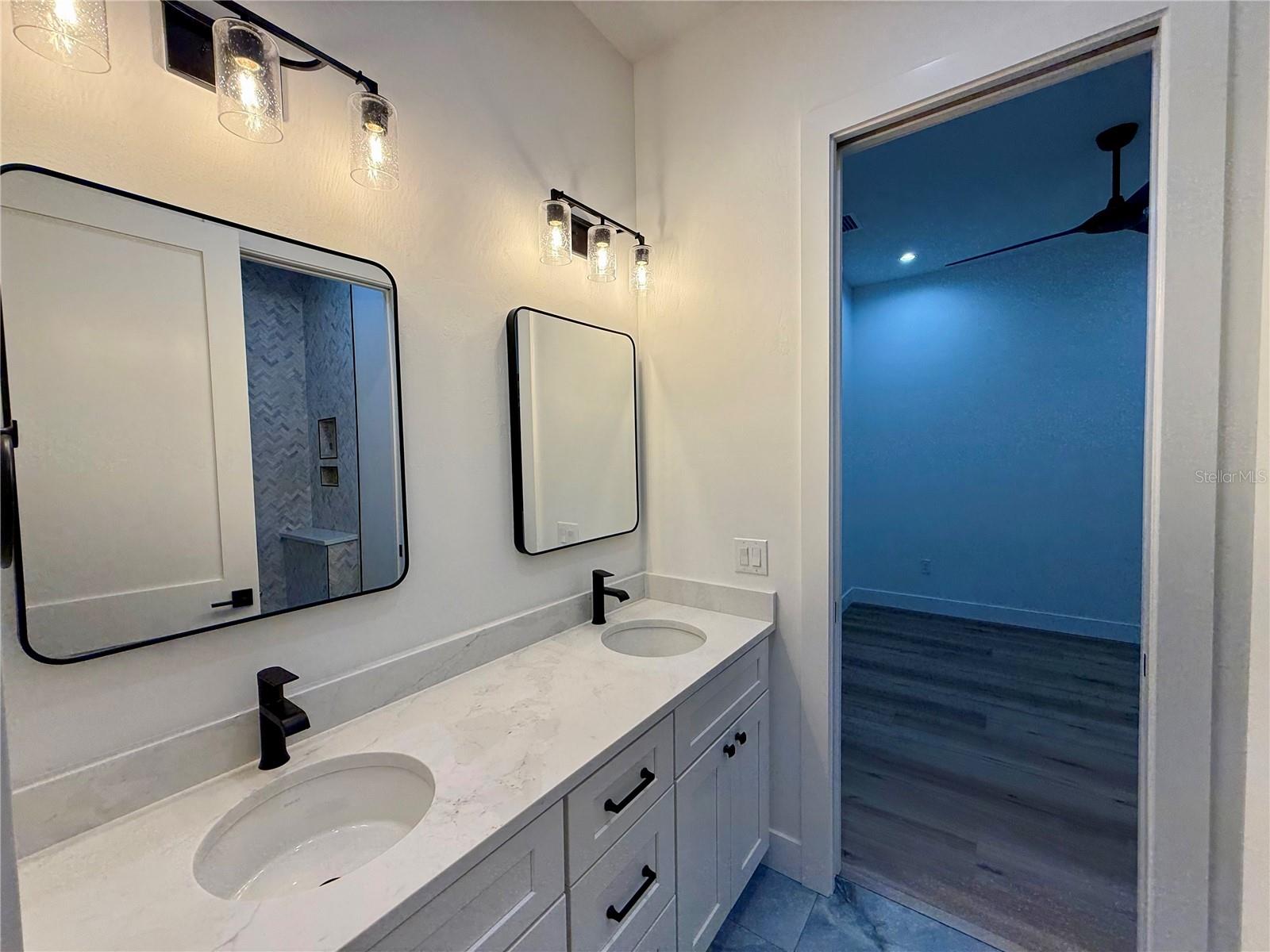 Image 35 of 50 For 520 Woodstork Lane