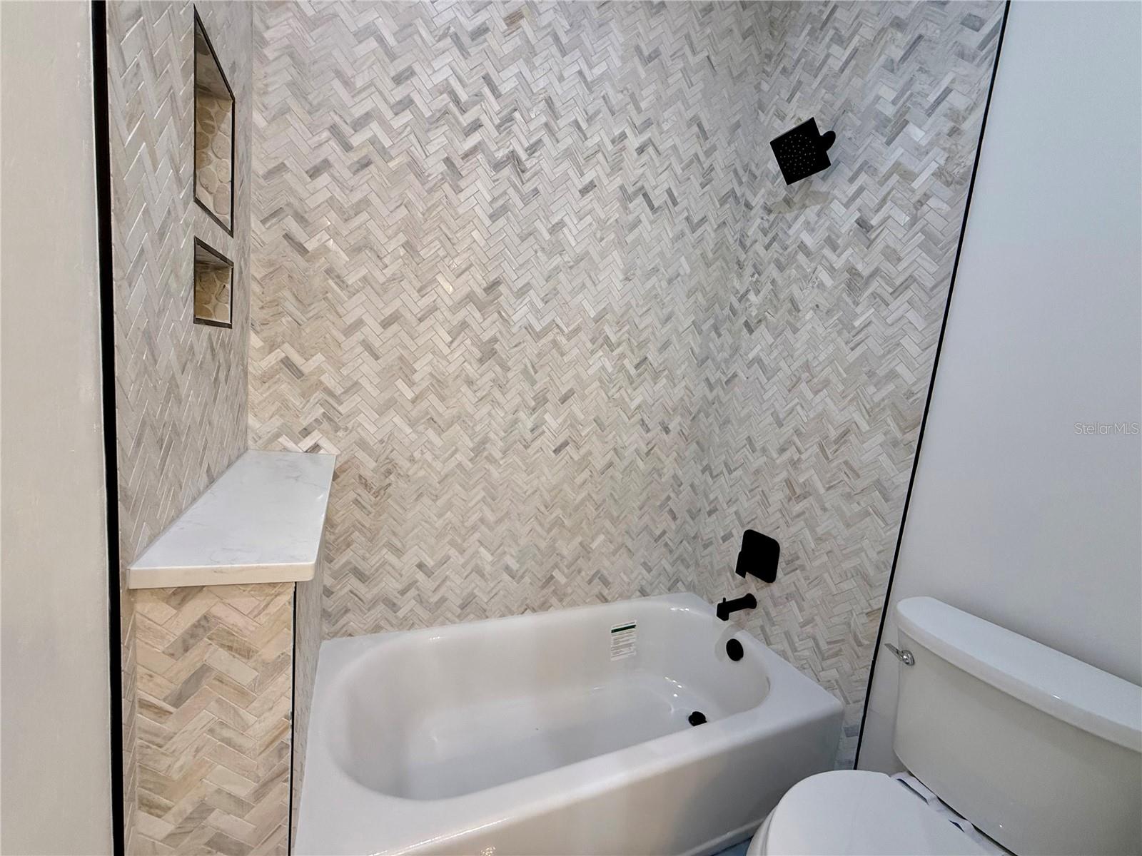 Image 36 of 50 For 520 Woodstork Lane