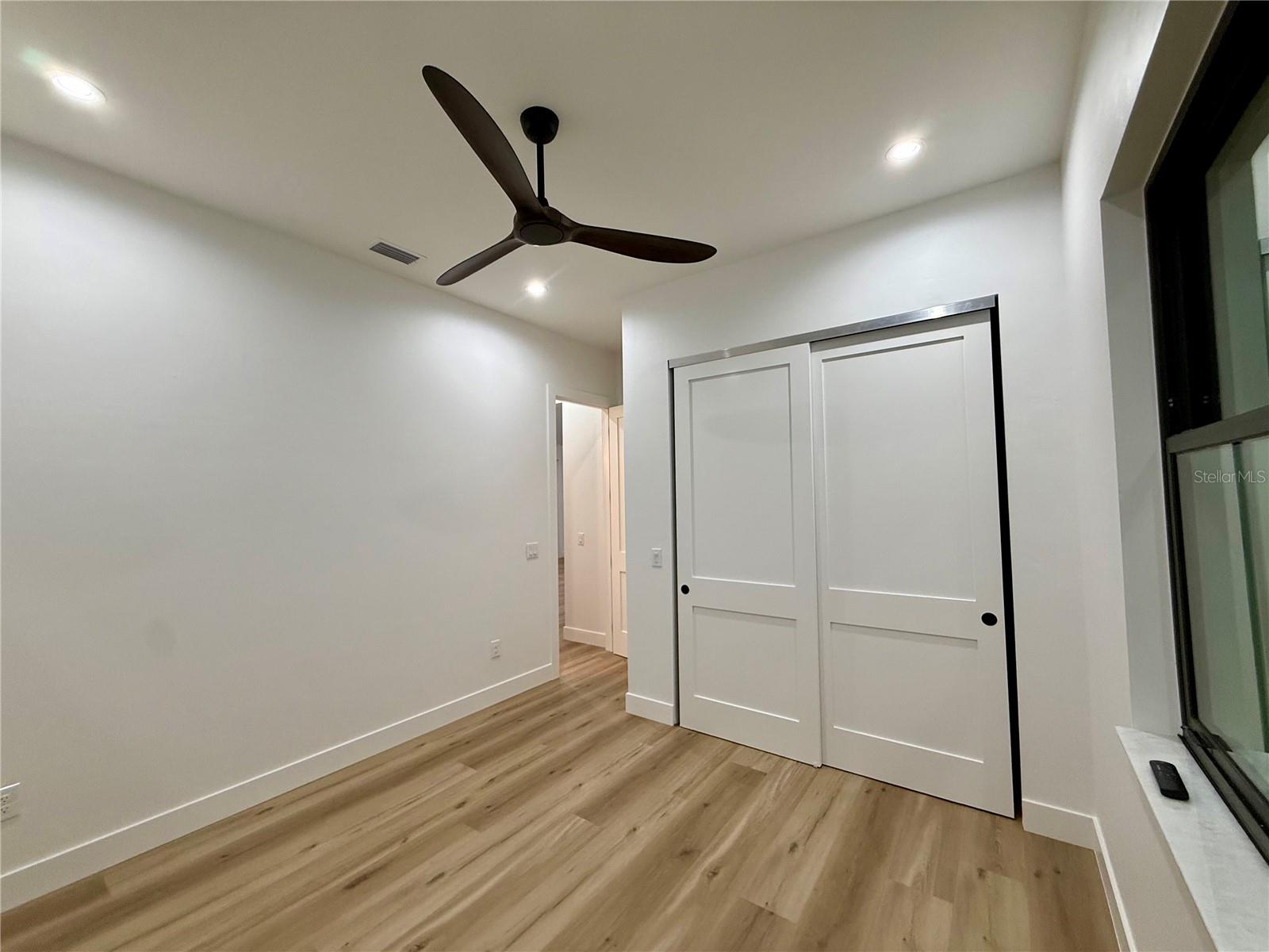 Image 41 of 50 For 520 Woodstork Lane