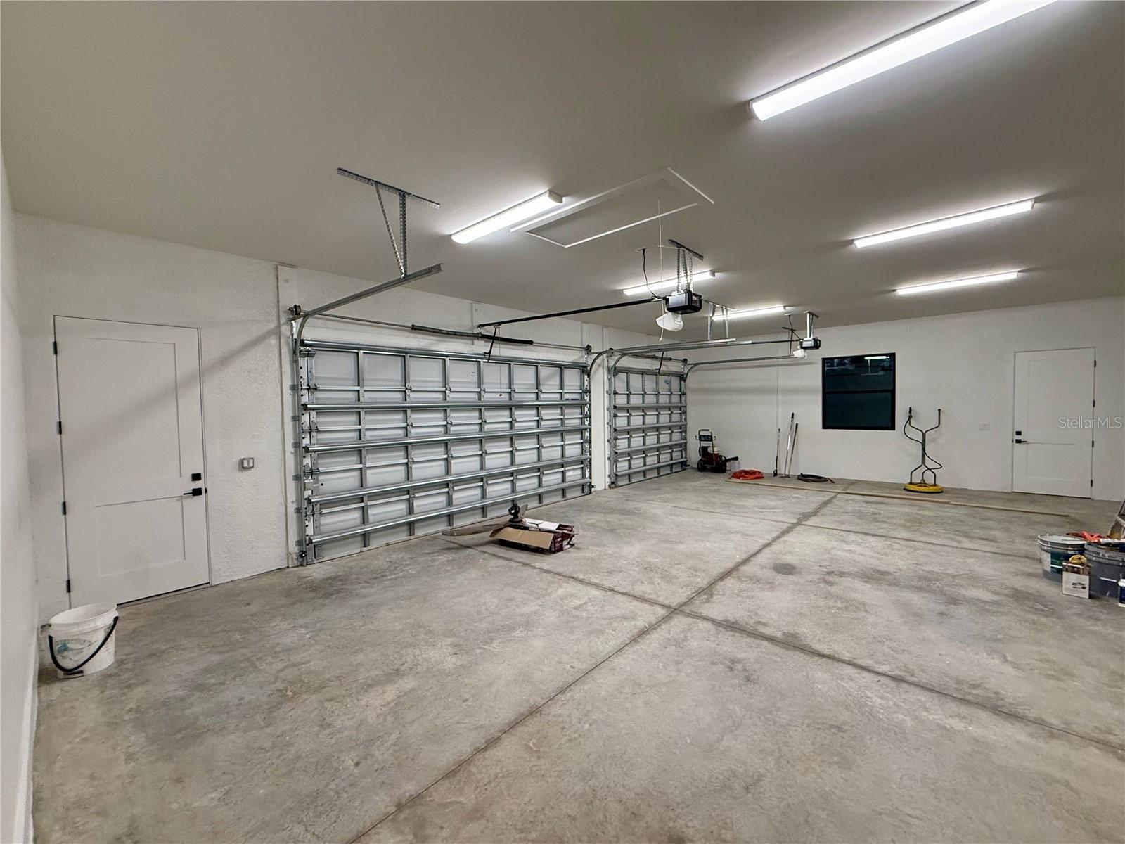 Image 43 of 50 For 520 Woodstork Lane