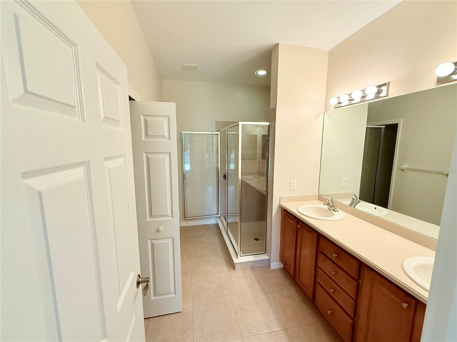 Image 11 of 14 For 11479 52nd Court E